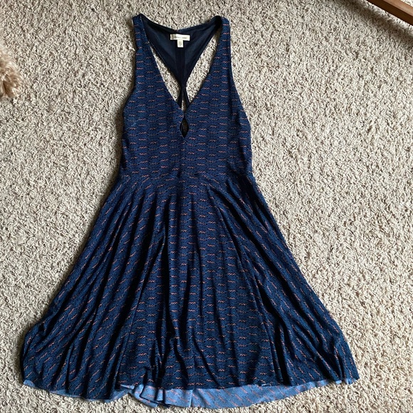 UO Silence + Noise Keyhole A-Line Dress - Picture 1 of 6